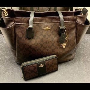 Coach tote and wallet